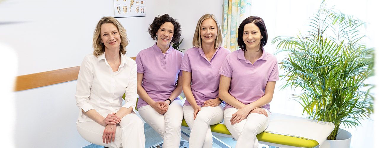 Team Dr. Lieb mit Dr. Alexandra Lieb, Hedwig Laister, Kathi Traxler und Maria Zwölfer